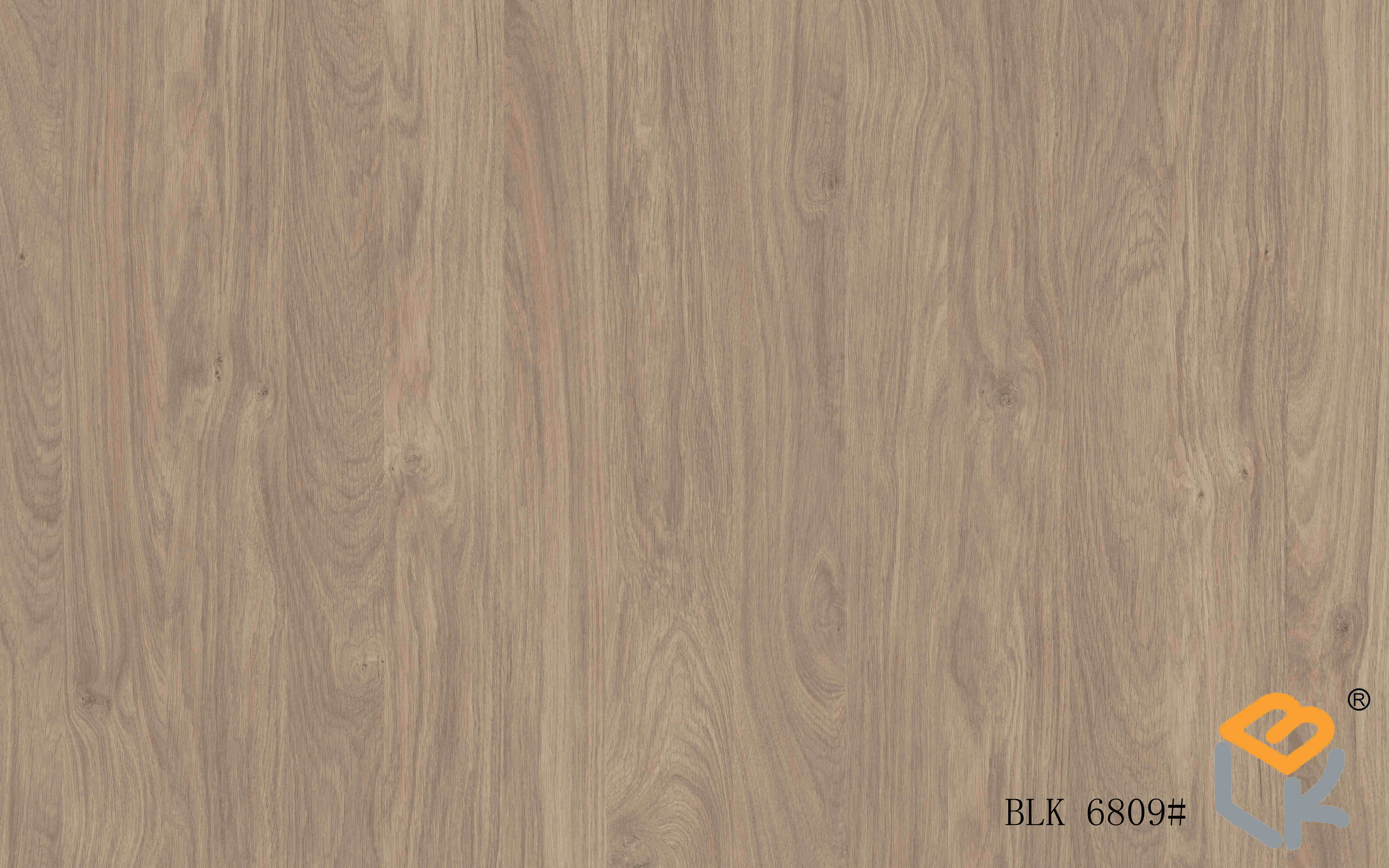 Oak woodgrain surface plywood from BLK Decor